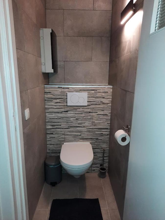 Lichtrijk En Comfortabel Hoekappartement Met Gratis Parking En Zeer Centraal Gelegen - Comme Chez Soi Ostend Exterior foto